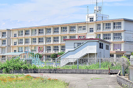 明石市立二見北小学校 300ｍ～330ｍ
