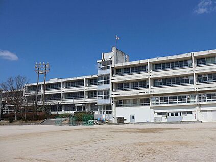 太宰府市立「学業院」中学校 1250(徒歩約16分)