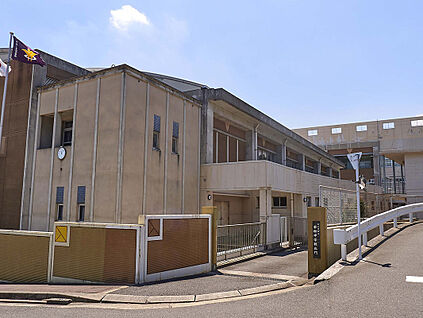 北九州市立「若松」中学校 380m