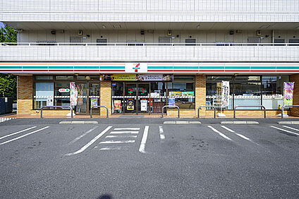 セブン-イレブン 松戸日暮６丁目店（現地より徒歩12分） 約920m