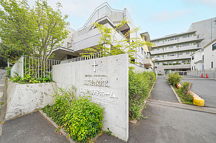 国府台保育園（現地より徒歩8分） 約570m