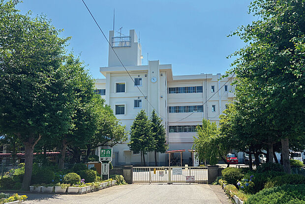 第五中学校(現地より徒歩14分)