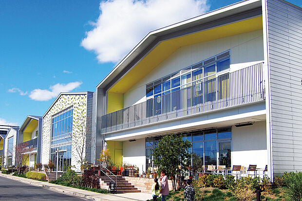 KASHIWANOHA T-SITE（現地より徒歩19分）