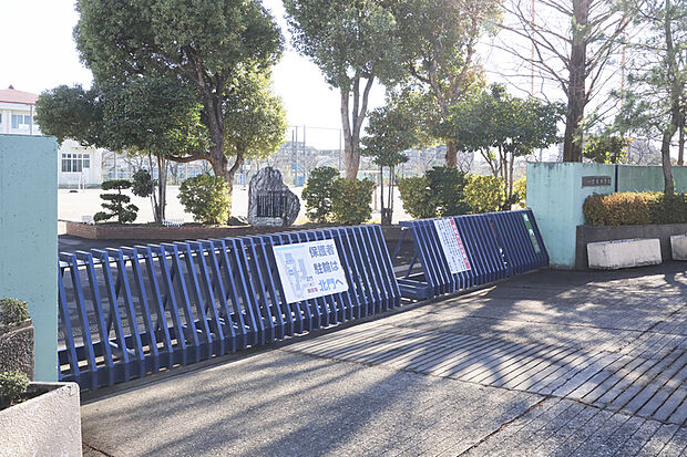 宮前中学校（現地より徒歩16分）