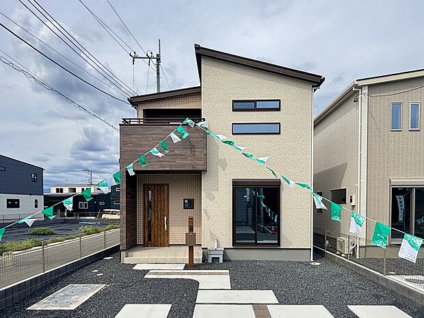 【1号棟 外観】