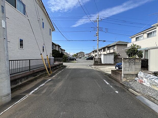 【岡里第4期　現地外観】 ※令和8年10月時点