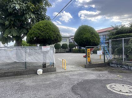 岩曽3号児童公園 750m(徒歩10分)