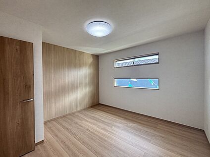 【7号棟　主寝室】