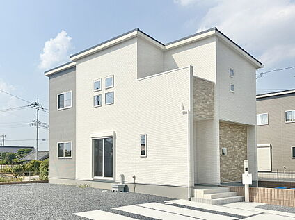 【5号棟　外観】