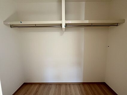 【1号棟　ウォークインクローゼット】