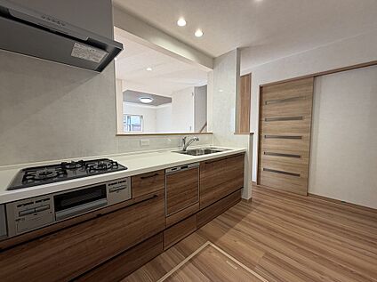 【2号棟　キッチン】