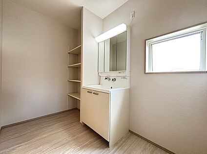 【2号棟　洗面脱衣所】