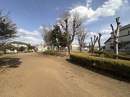 向原北公園 280m(徒歩4分)
