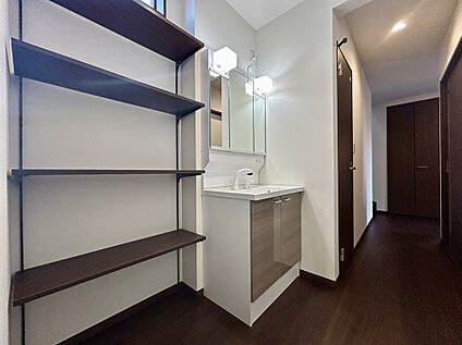 【2号棟　洗面所】