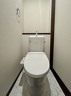 【2号棟　トイレ】