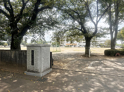 筑西市立大田小学校 1400m(徒歩18分)