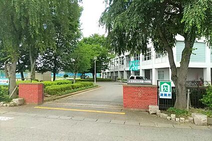 古河市立古河第一中学校 徒歩750m