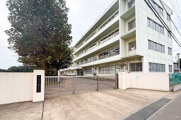 牛久市立牛久第三中学校
