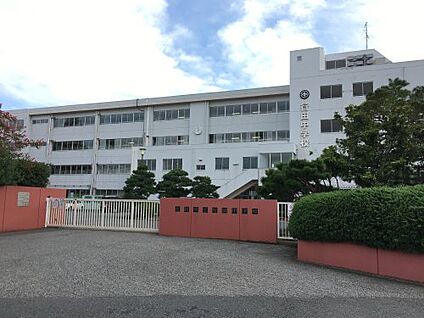 行田市立行田中学校 徒歩800m