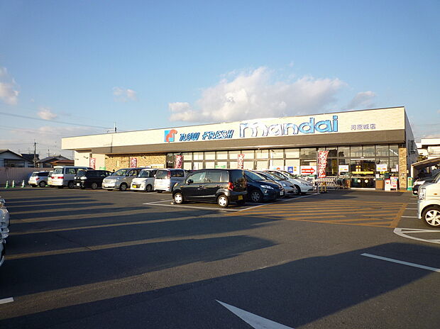 万代河原城店(約464m)