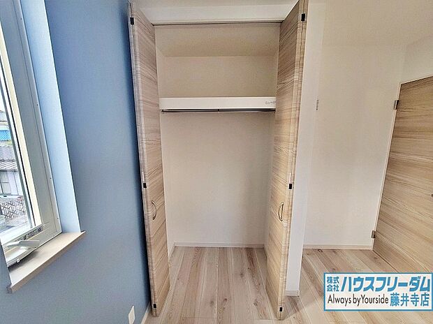 【収納【同社施工例】】各居室収納があれば、ご家族それぞれの荷物を各お部屋に収納することができて、お部屋を有効に使えます!
