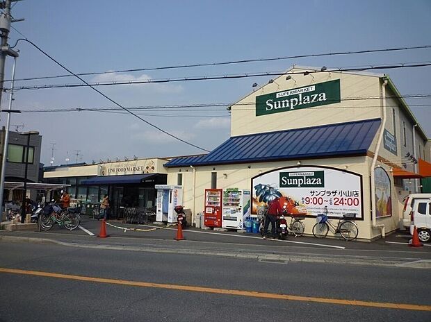 サンプラザ小山店