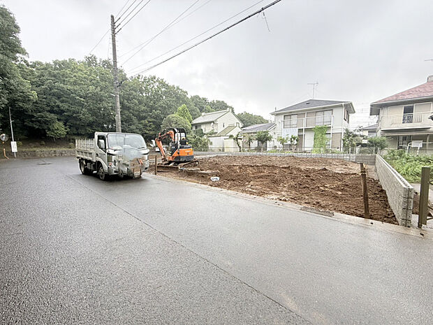 【2026/9/12　販売現地】　18帖超のLDKは折上天井や続き間で解放感をプラス◎全室南向きで日当たり良好です◎