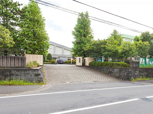 千葉市立土気南小学校（約985m）