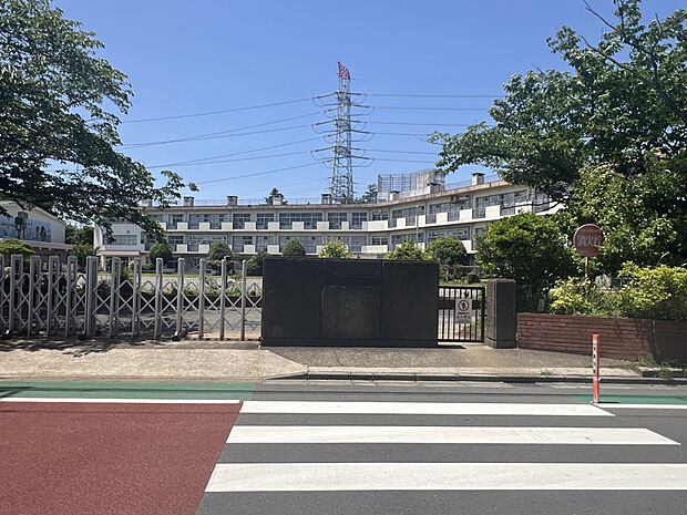 四街道市立山梨小学校（約208m）