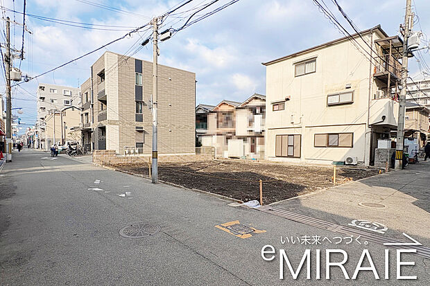 現地（2025年12月）撮影
南側の前面道路は約5.9mと広々！