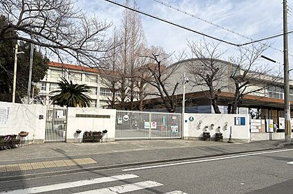 豊中市立北条小学校 500m(徒歩7分)