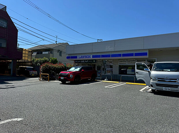 ローソン練馬土支田通店（約181m）