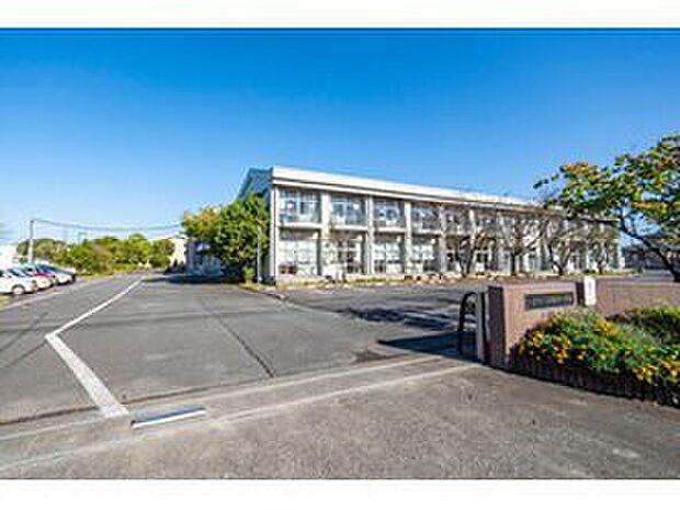 久喜市立栗橋南小学校（約530m）
