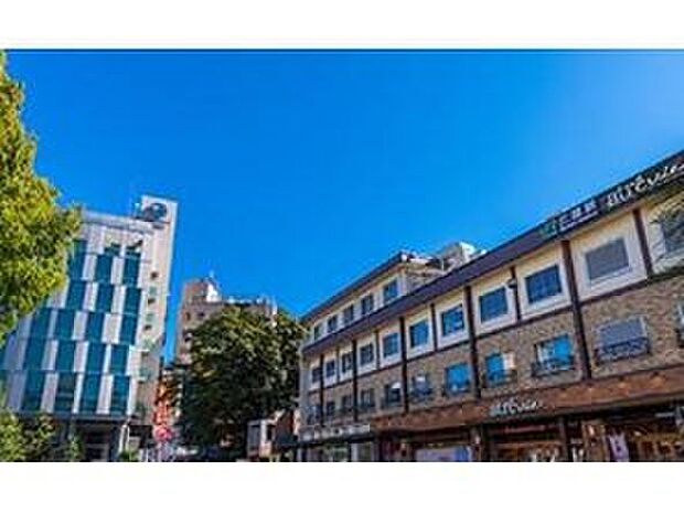 三鷹駅（約2,670m）