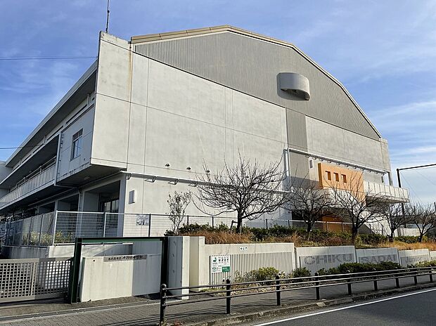 千種台中学校（約880m）
