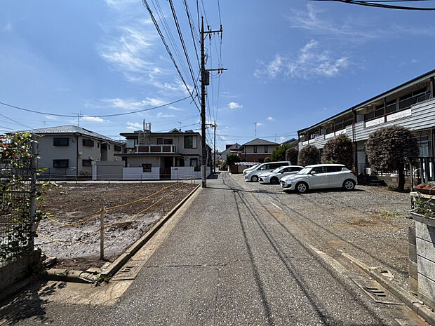 【北側前面道路】幅員約4.0mの公道になります。　