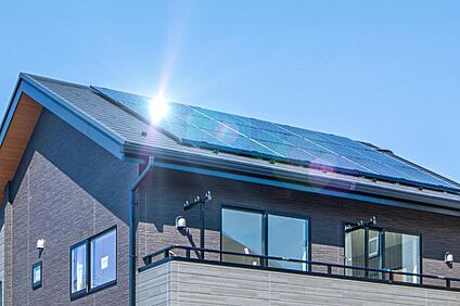 【全棟に太陽光発電システム搭載】