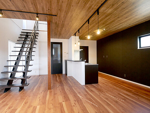 【ブロードヴィレッジ４２曽根】クリエイト施工例。見学可能な建売モデルございます！はじめての見学予約でアマゾンギフトカード3000円分プレゼント！ご利用ください！TEL:0120-31-8848