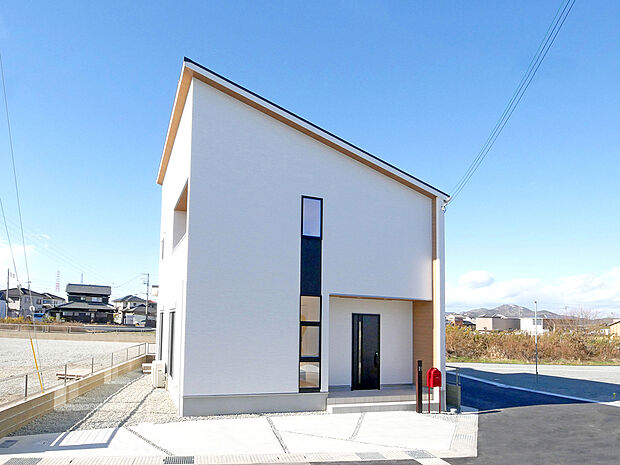 【【15米田町島】外観施工例】現地や見学可能な建売モデルへご案内いたします!はじめての見学予約でアマゾンギフトカード3000円分プレゼント!ご利用ください!TEL:0120-31-8848