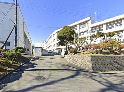 相模原市立相模丘中学校 600m(徒歩約8分)