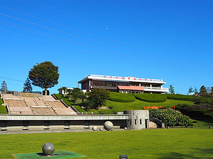 津久井湖城山公園 2600ｍ(車約7分)