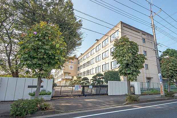 狭山市立柏原中学校(約870m)
