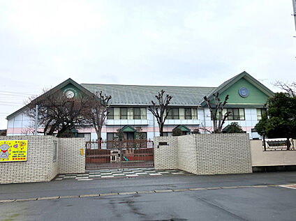 鷲宮幼稚園 650m