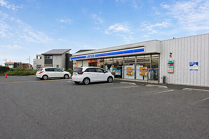 ローソン久喜鷲宮平野店 800m