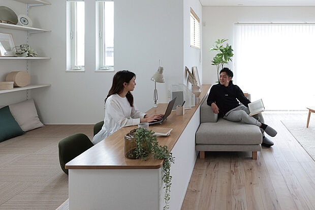 【STYLE 2 / STAGE LIVING】