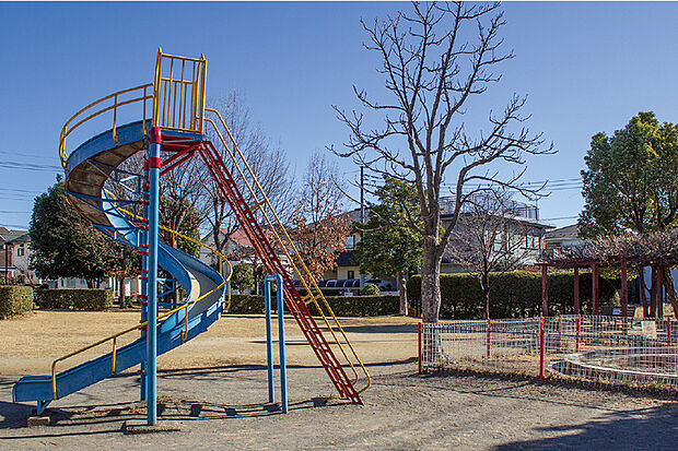 鷺高第一公園（現地より徒歩6分）