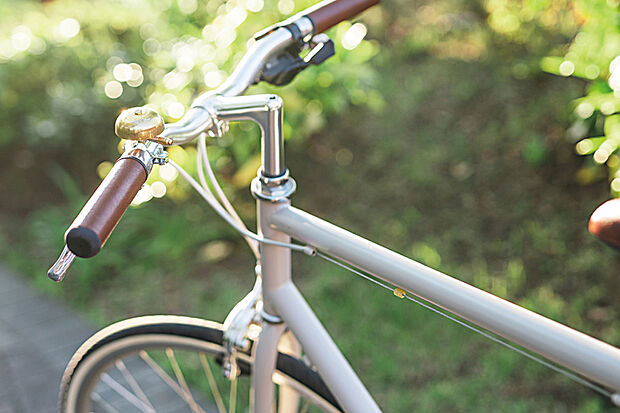 【サイクルスペース】子どもの通学や買い物する際に必要な自転車を駐輪できるスペースをあらかじめ確保しました。