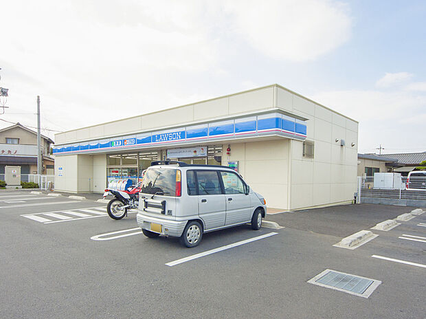 ローソン入間高倉四丁目店(約610m)
