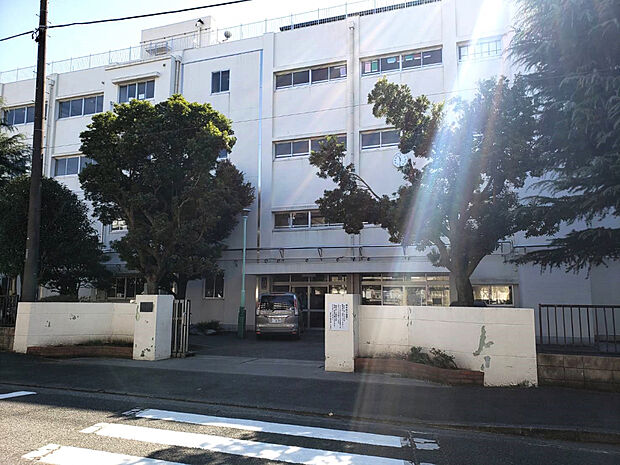 瀬谷第二小学校（約749m）