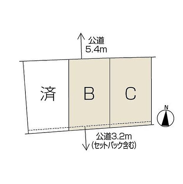 静かな生活道路に面した、安心の住まい。車の往来が少なく、小さなお子さまがいるご家族にも優しい、穏やかな環境が整っています。